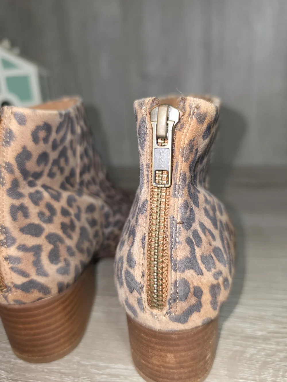 Seychelles Brown & Black Suede Leopard Print Ankle Boots Zip-Up Womens Size 6